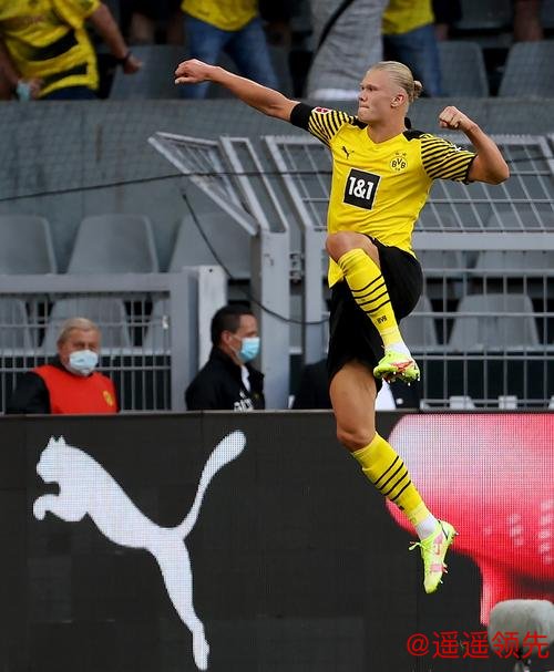德甲-哈兰德破门阿什拉夫两助攻 多特4-0法兰克福