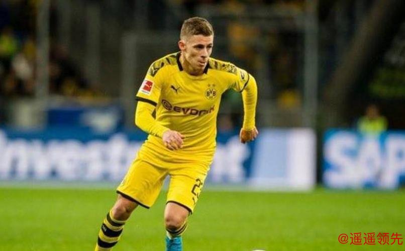 德甲-小阿扎尔破门阿什拉夫建功 多特2-1客胜门兴